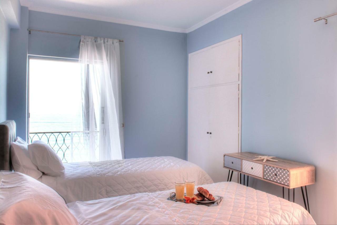 T8 Apartment On The Beach Benitses  Exteriér fotografie